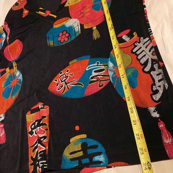 Chicos Travelers V-neck Tunic - Picture 8 of 8